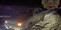 Под Саратовом водитель легковушки сбил двух женщин и протаранил машину - Saratov24.TV