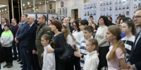 В Саратовской областной Думе открылась выставка детского рисунка, посвященная Международному женскому Дню - SarVesti.Ru