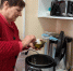 Пшенную кашу с тыквой готовили на учебной кухне центра соцобслуживания Гагаринского района - Министерство труда и соцзащиты