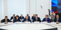 Губернатор Саратовской области Роман Бусаргин провел постоянно действующее совещание с зампредами правительства, министрами и руководителями ведомств, а также главами районов - SarVesti.Ru